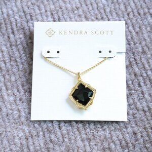 ❤️ Kendra Scott Kacey Gold Black Opaque Glass Long Pendant Necklace ❤️